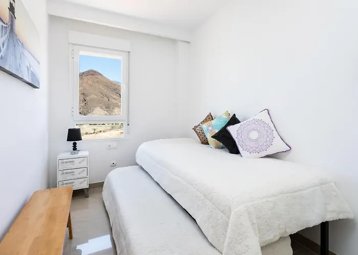 Home2book Vistahermosa Cristianos,pool & Padel Arona (Tenerife)