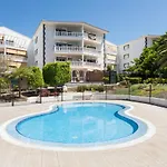 Home2book Vistahermosa Cristianos,pool & Padel 公寓 *